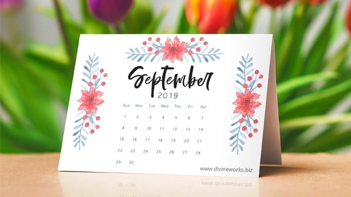 Free Calendar Mockup