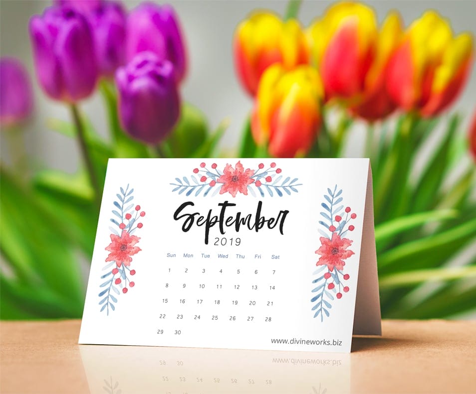 Free Calendar Mockup