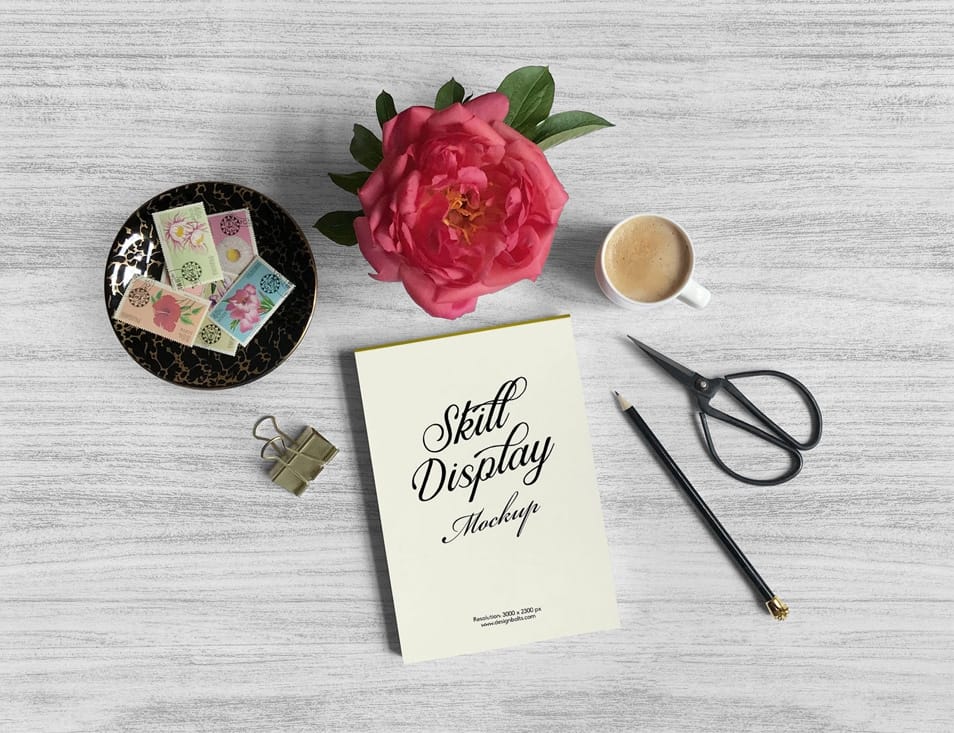 Free Drawing Pad Skill Display / Flyer Mockup PSD