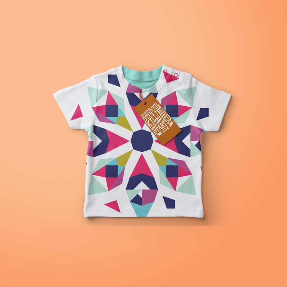 Free Baby T- Shirt Presentation Mockup