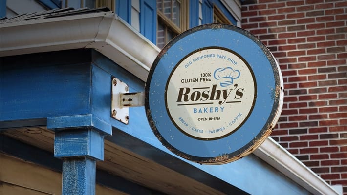 Free Vintage Wall Mounted Sign Board Mockup PSD