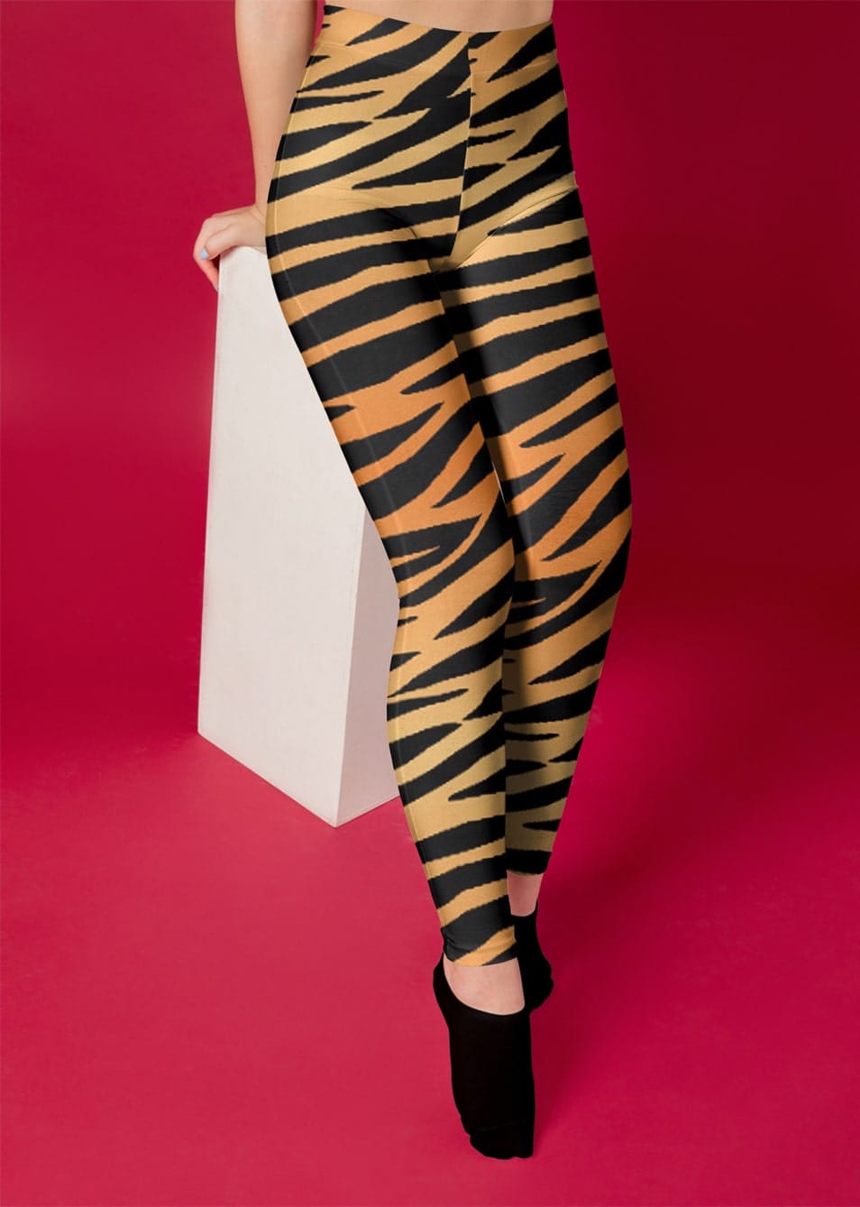Free Leopard Skin Design Legging Mockup