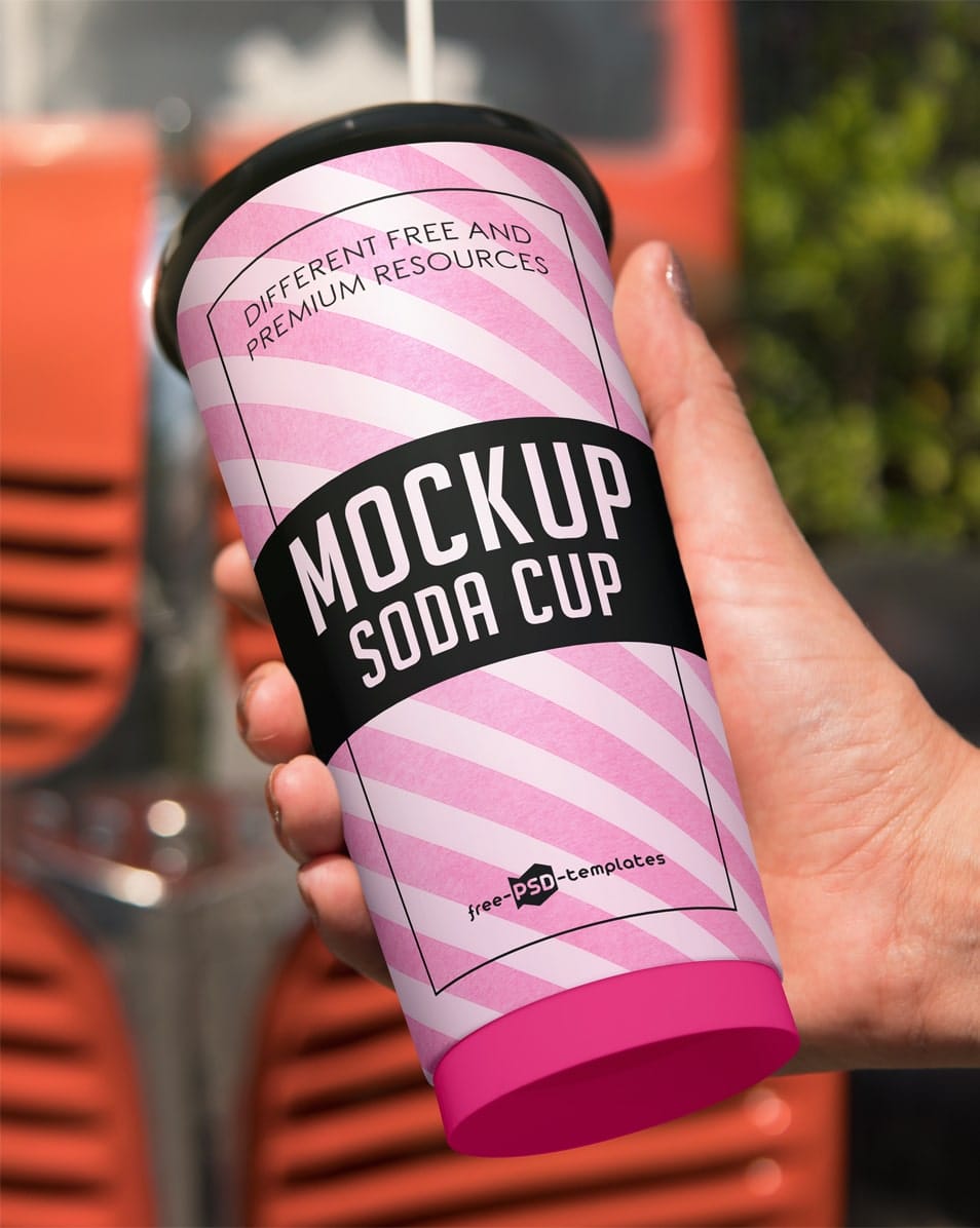 Free Soda Cup Mock-up in PSD