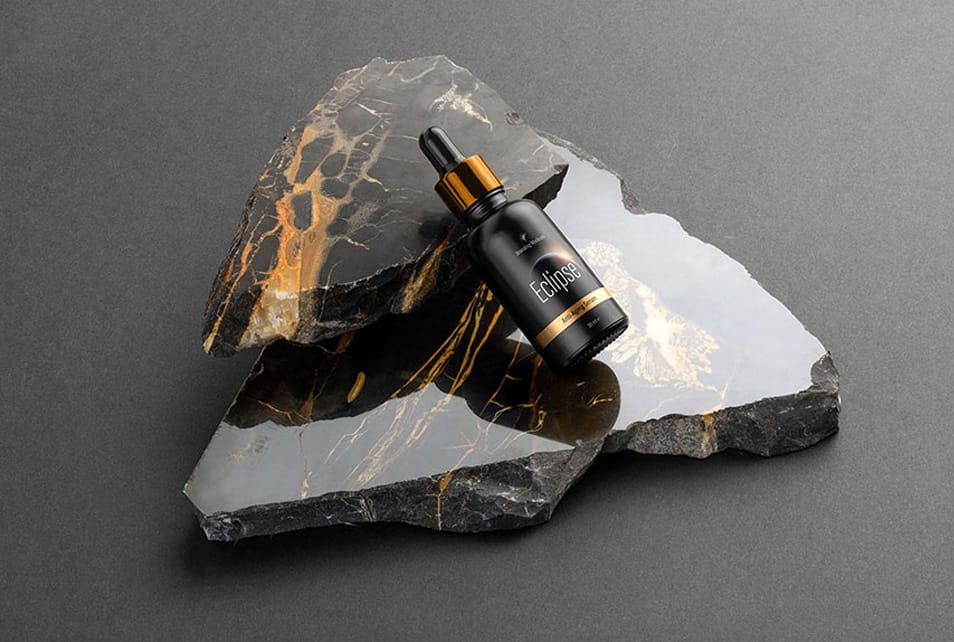 Eclipse – Free Cosmetics Mockup Template