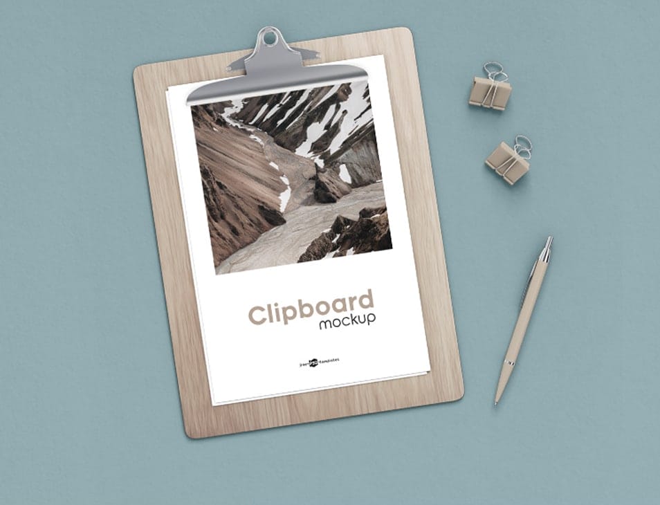 Free Clipboard Mock-up in PSD