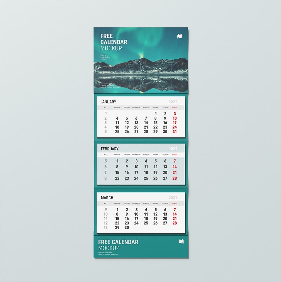 Free Wall Calendar Mockup