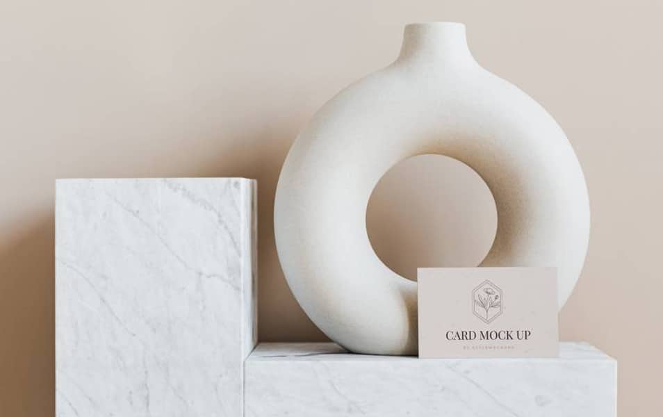 Free Minimal Business Card Mockup