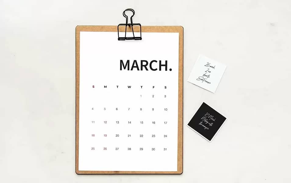 Business Desk Calendar Mockup