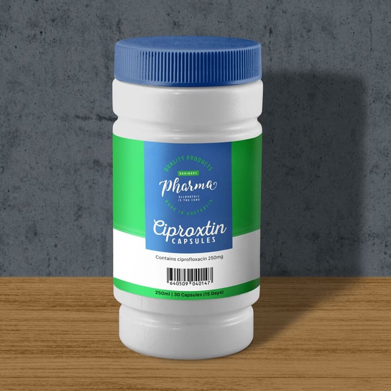 Free Plastic Medicine Bottle Mockup PSD