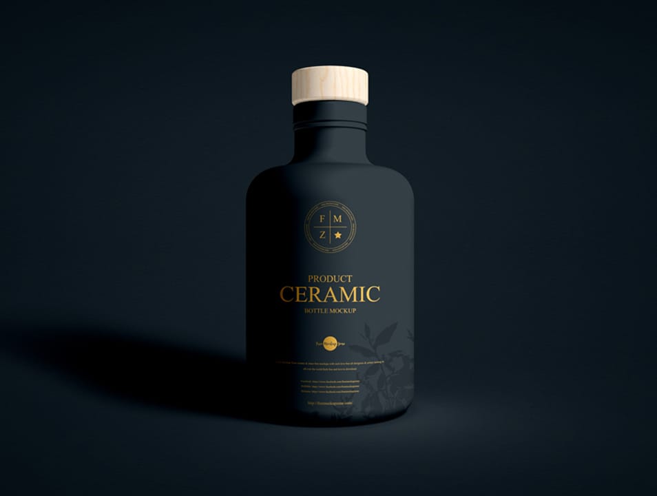Free Wooden Lid Product Ceramic Bottle Mockup PSD