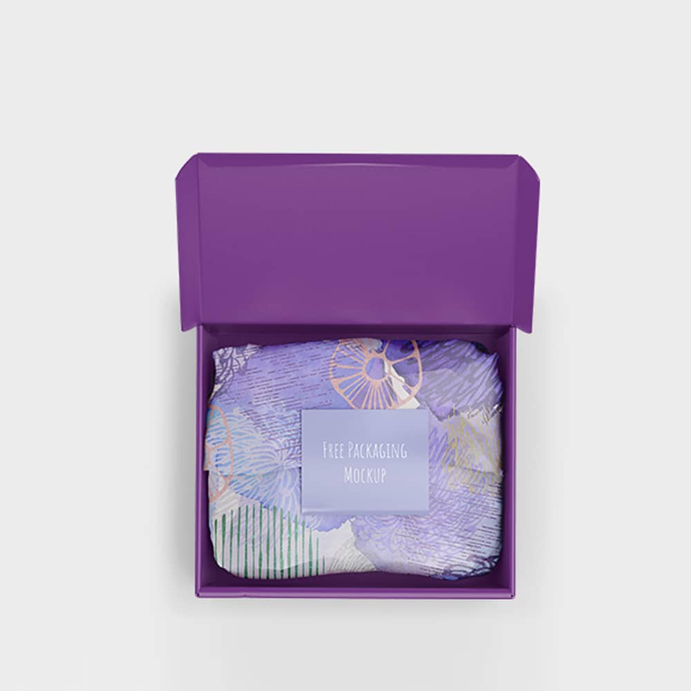 Free Packaging Mockup in PSD
