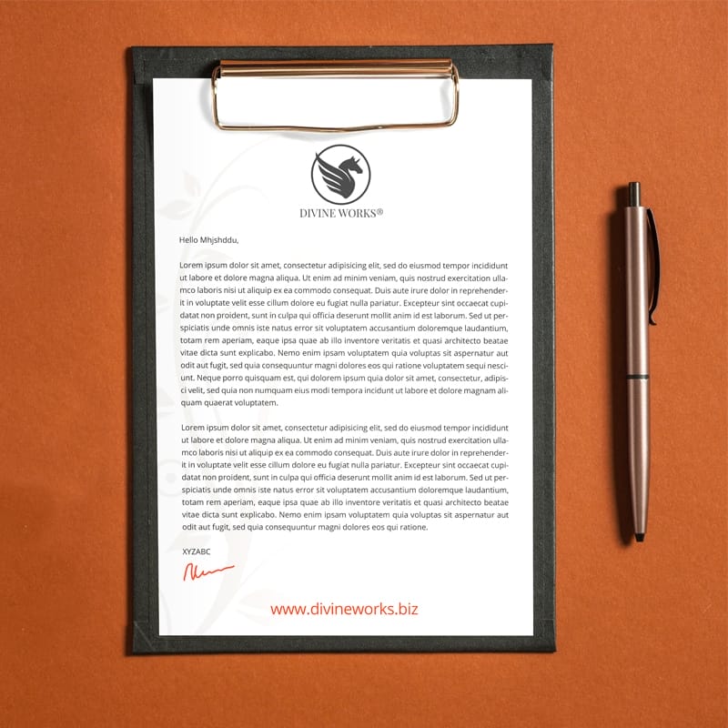 Free Letterhead On Clipboard Mockup PSD