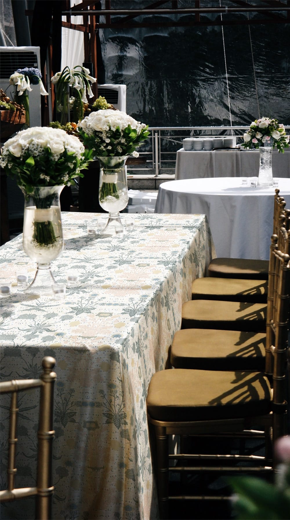 Free Tablecloth Mockup PSD Template