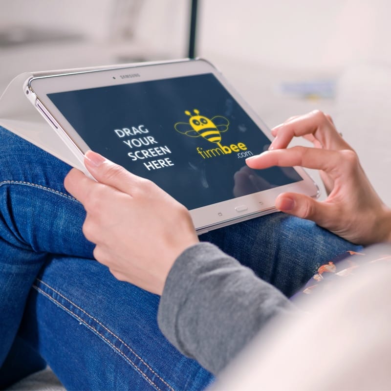 White Samsung Galaxy Tab 4 Mockup PSD