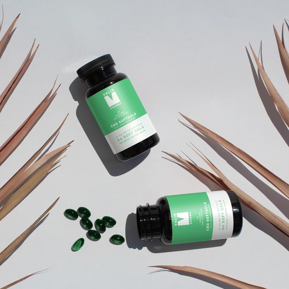 Free Soft Capsules Pill Bottle Mockup PSD