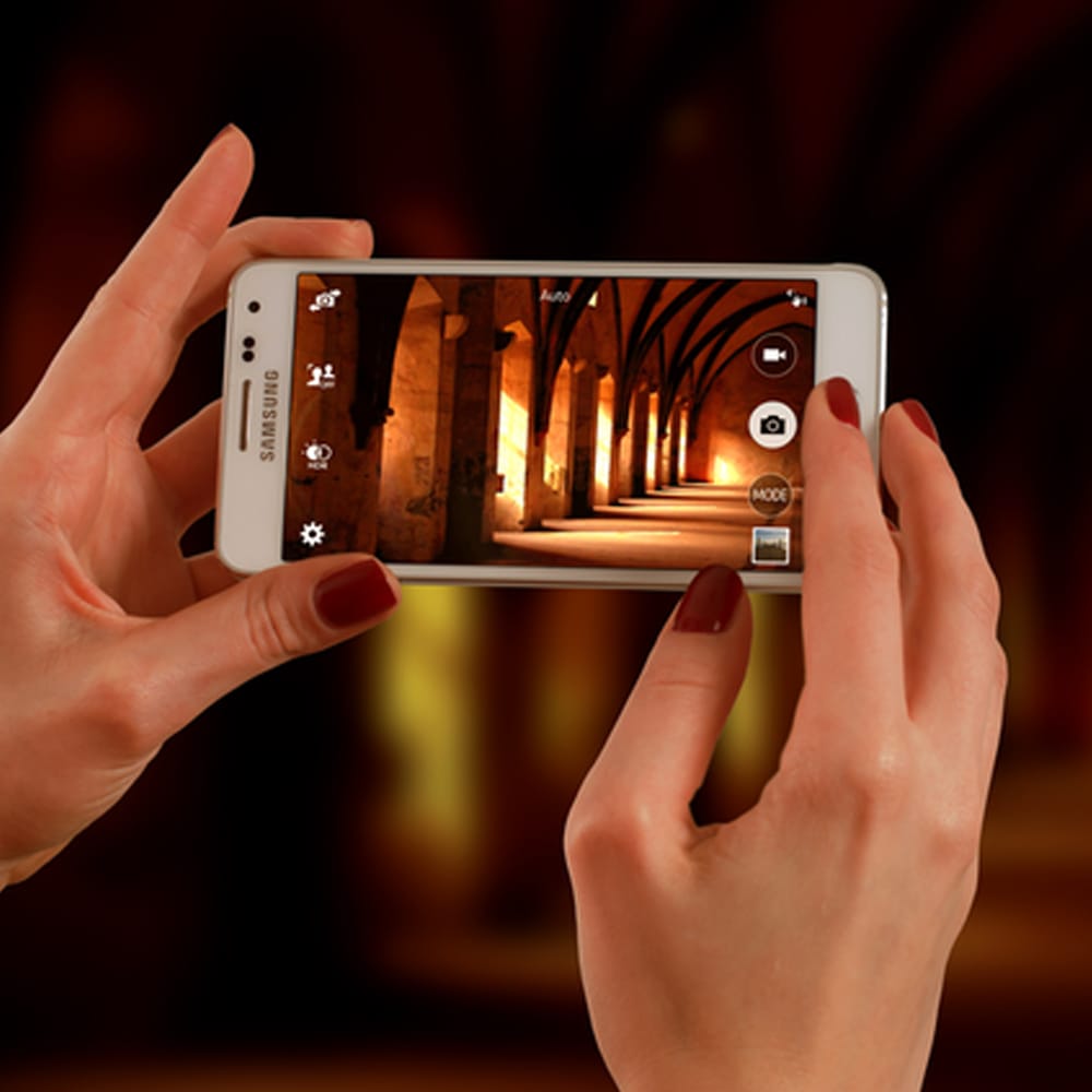 Samsung Smartphone Mockup PSD