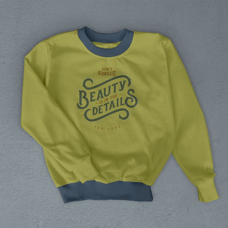 Free Long Sleeves Crew Neck Sweatshirt Mockup PSD