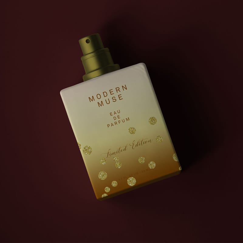 Free Perfume Bottle Mockup PSD