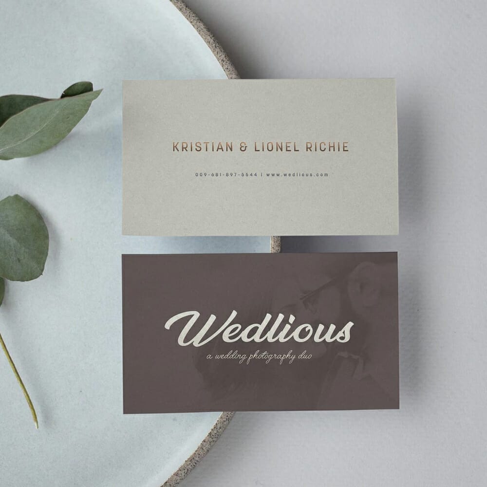 Free Classic Business Card Mockup PSD