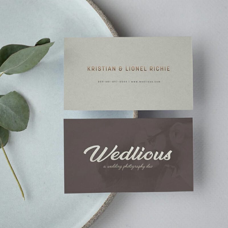 Free Classic Business Card Mockup PSD