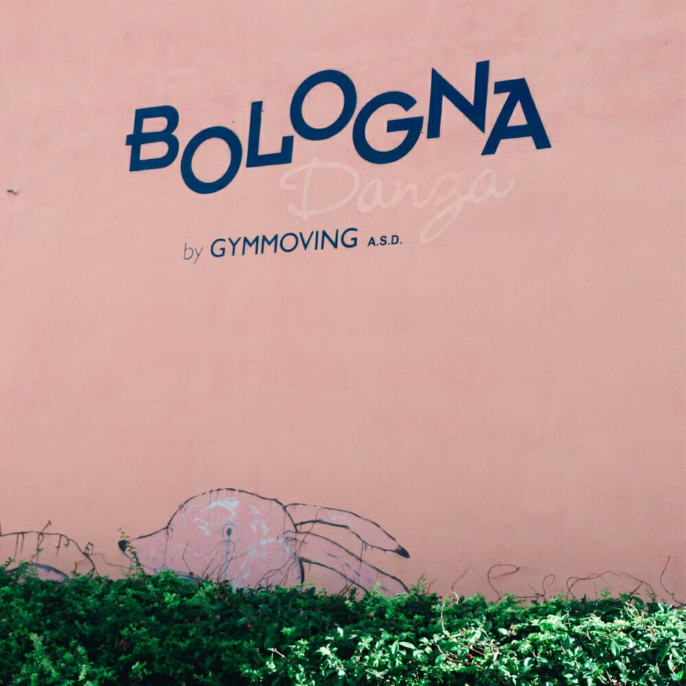 Sign On The Wall Mockup