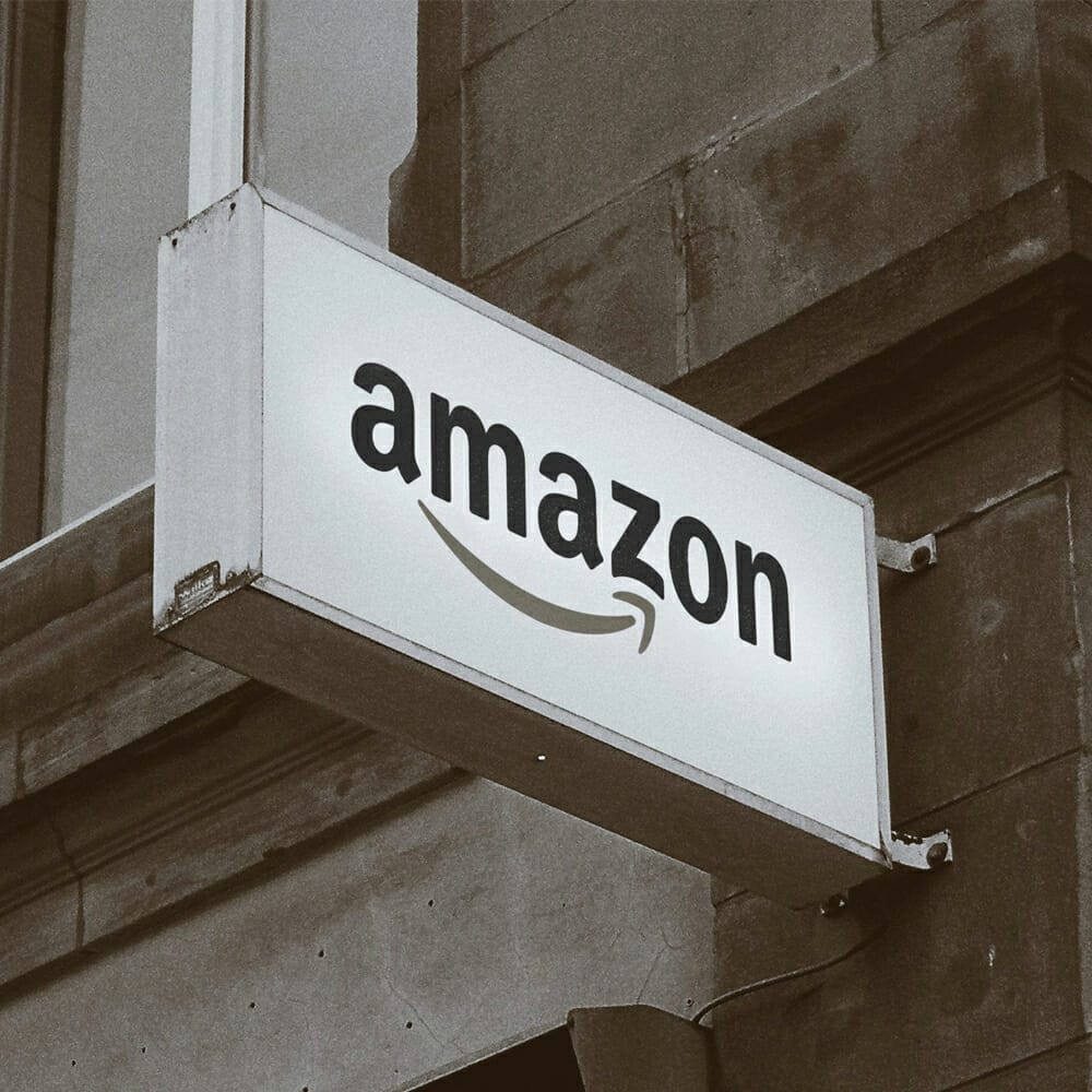 Vintage Outdoor Board Logo Mockup