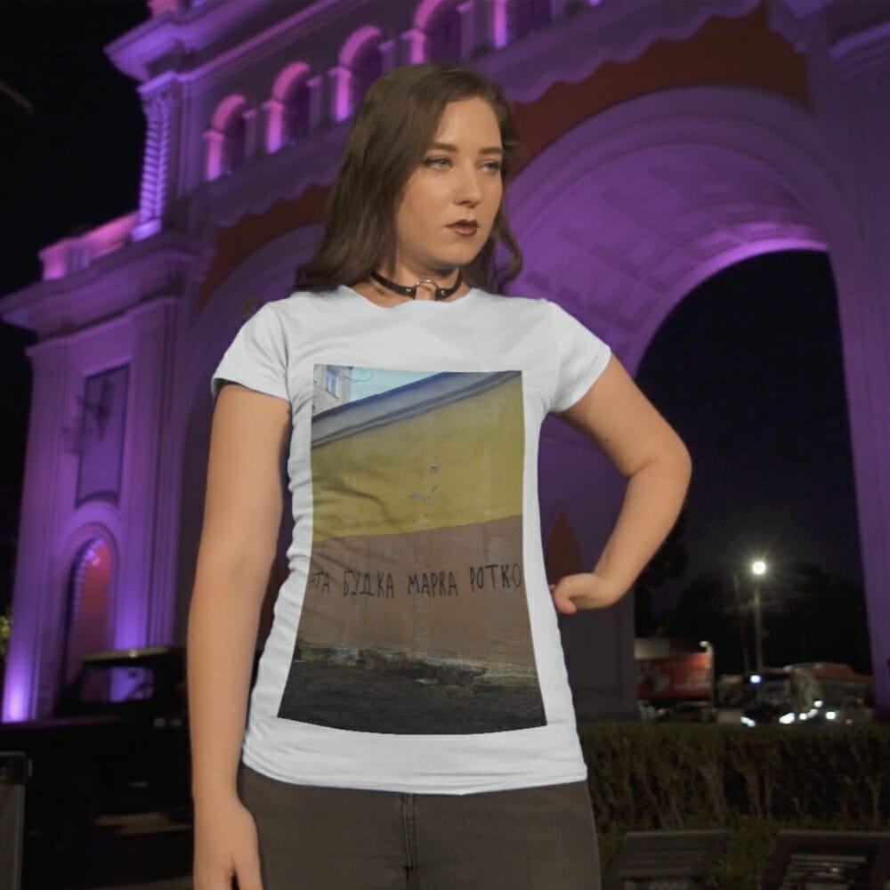 T-Shirt Mockup Video Generator