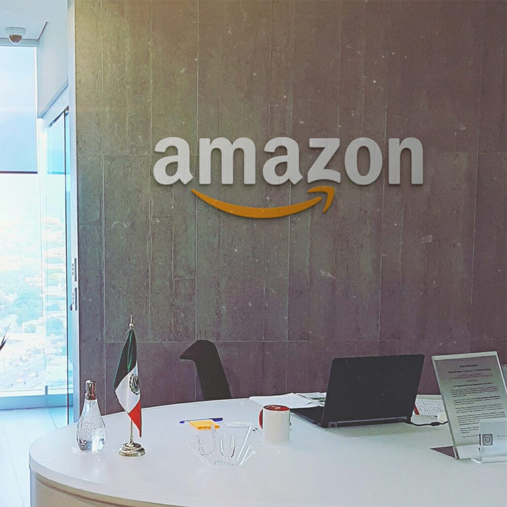 Office Retro Modern Mockup Logo