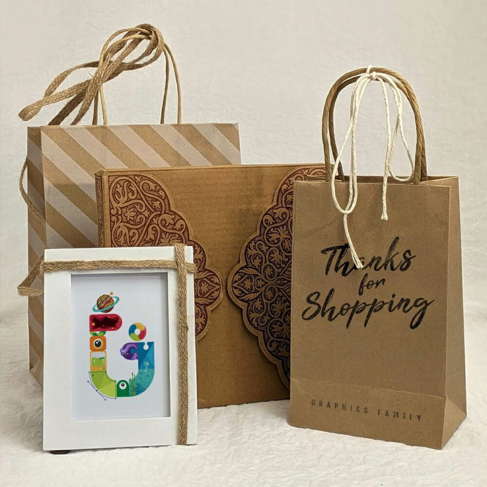 Free Eco Bag and Frame Mockup