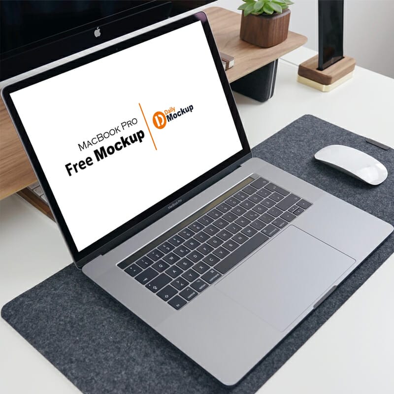 Free Laptop Mockup PSD