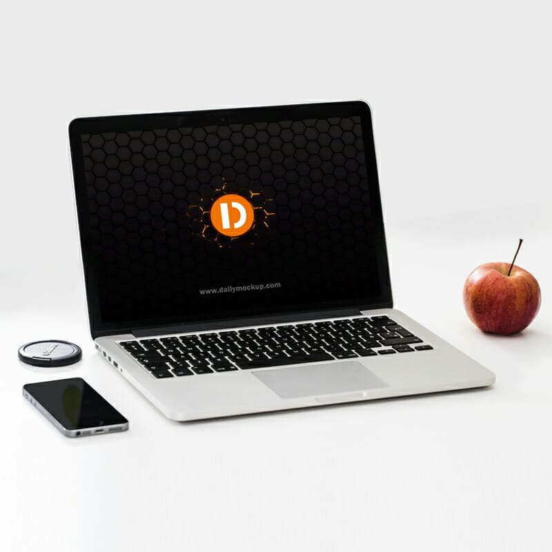 Free Macbook Mockup PSD