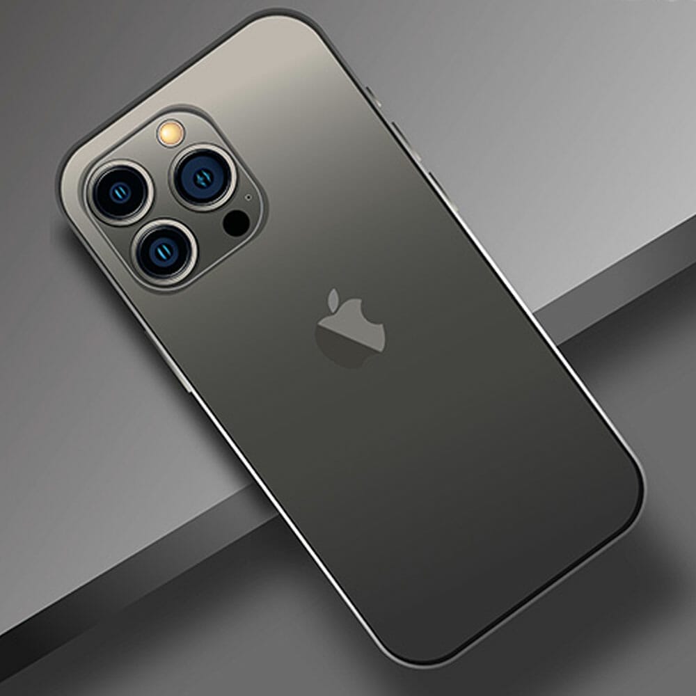 Free Metallic iPhone13 Mockup