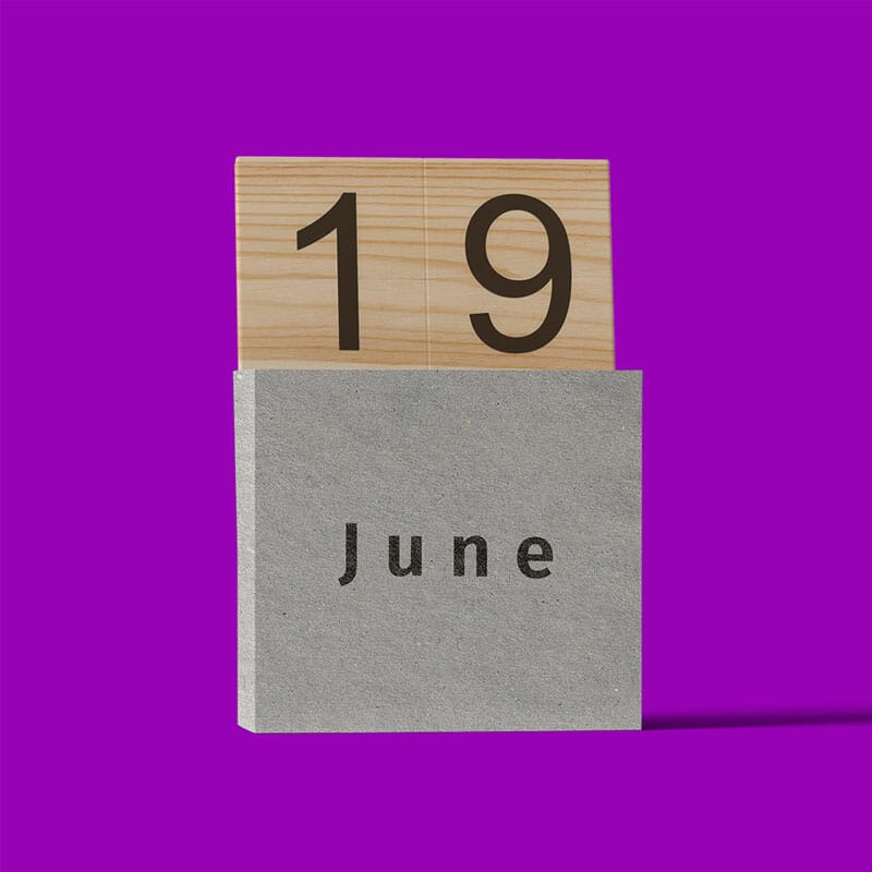 Free Front View Calendar Mockup