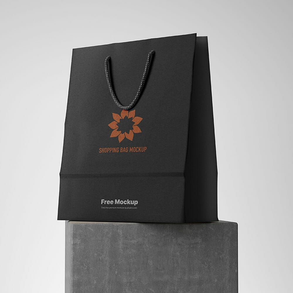 Free Shopping Bag PSD Mockup