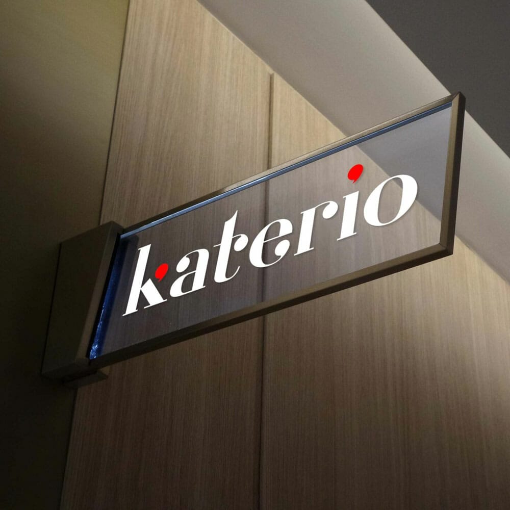 Free Acrylic Sign Mockup PSD Template