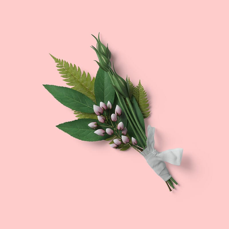 Free Top View Bouquet Of Roses Mockup PSD