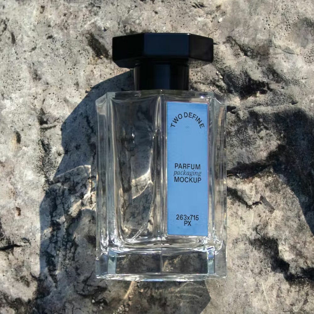 Free Parfum Packaging Mockup PSD