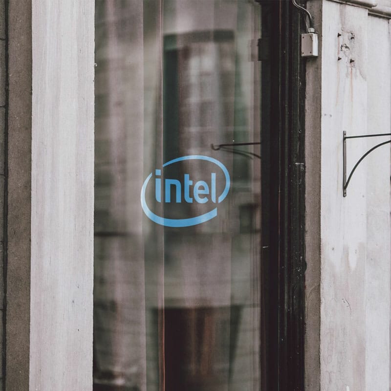 Free Vintage Glass Logo Mockup PSD