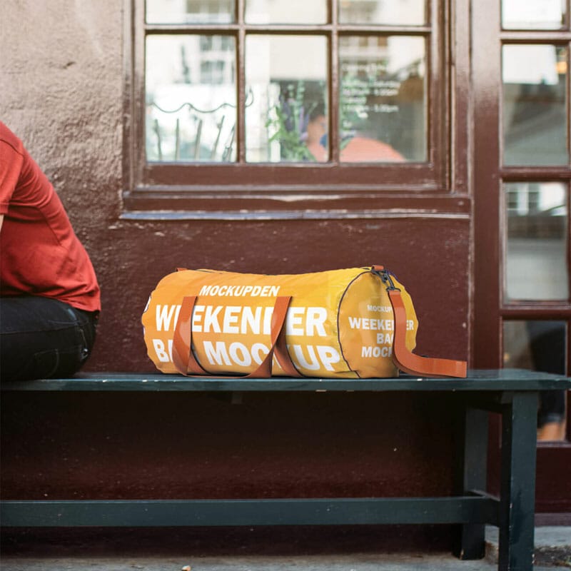 Free Weekender Bag Mockup PSD Template