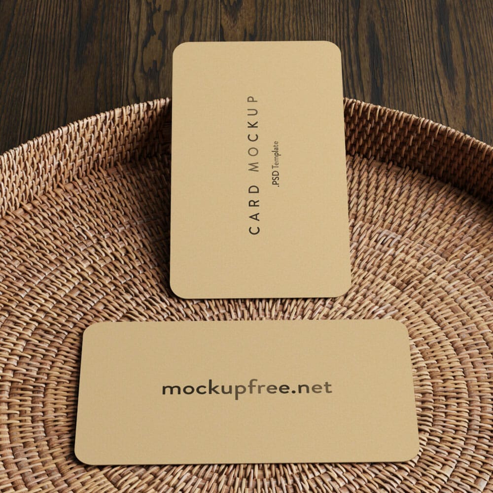 Free Business Card On A Rattan Tray Mockup PSD