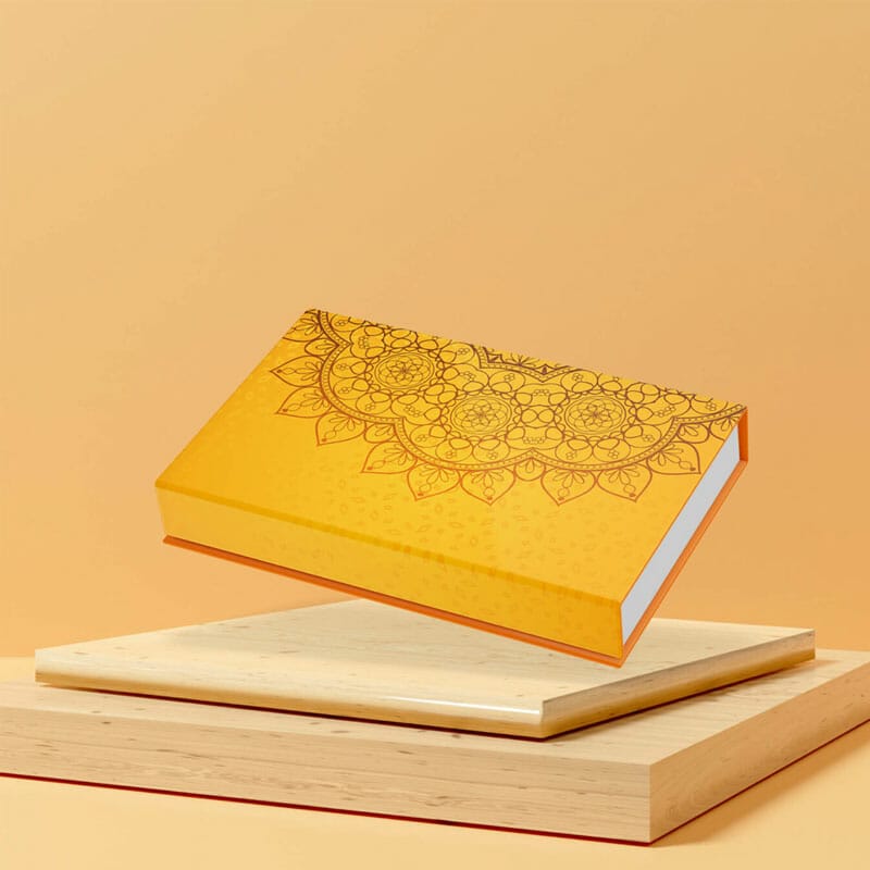 Free Magnetic Gift Box Mockup PSD Template