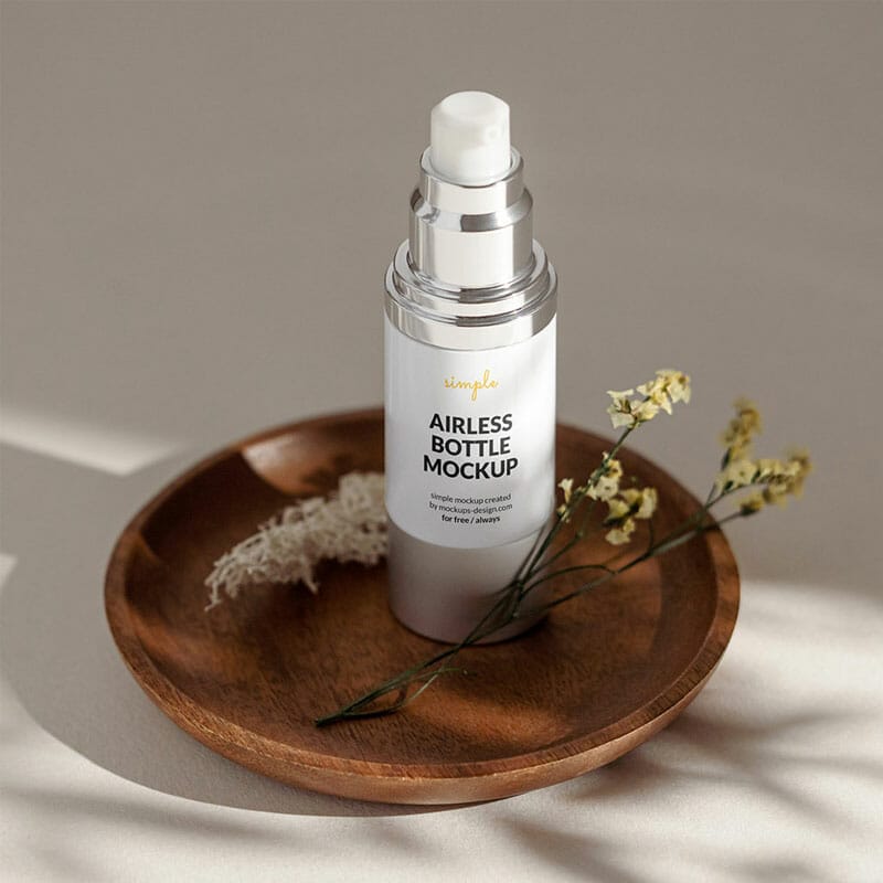 Free Airless Bottle On Wooden Tray Mockup PSD