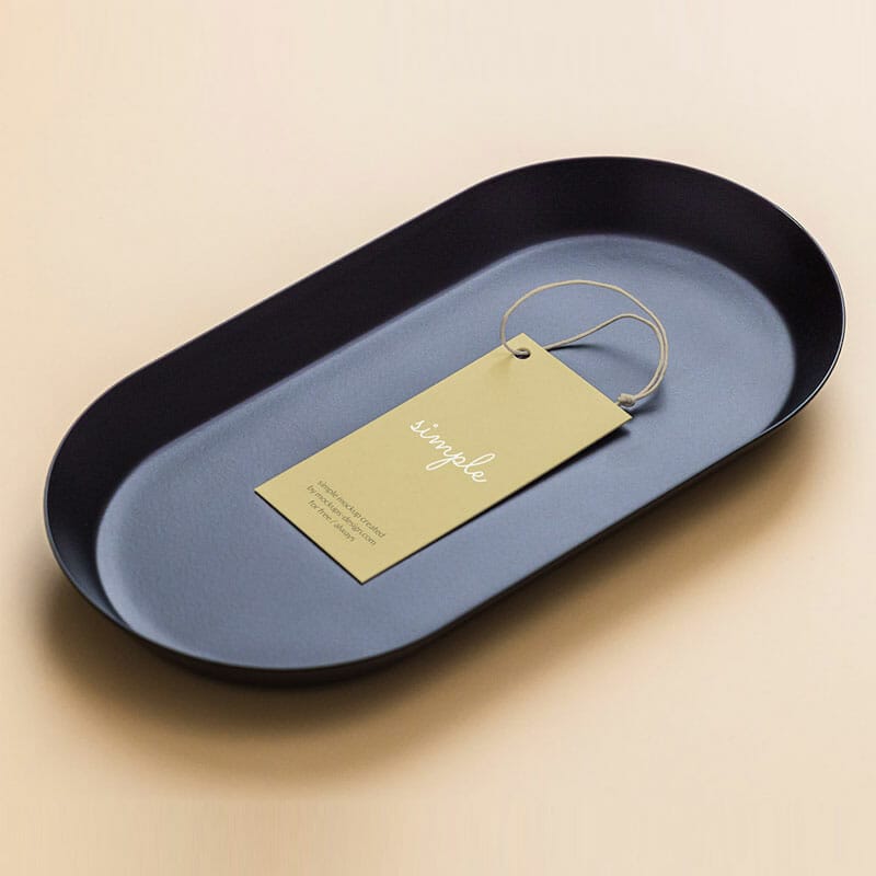 Free Label Tag On Black Tray Mockup PSD