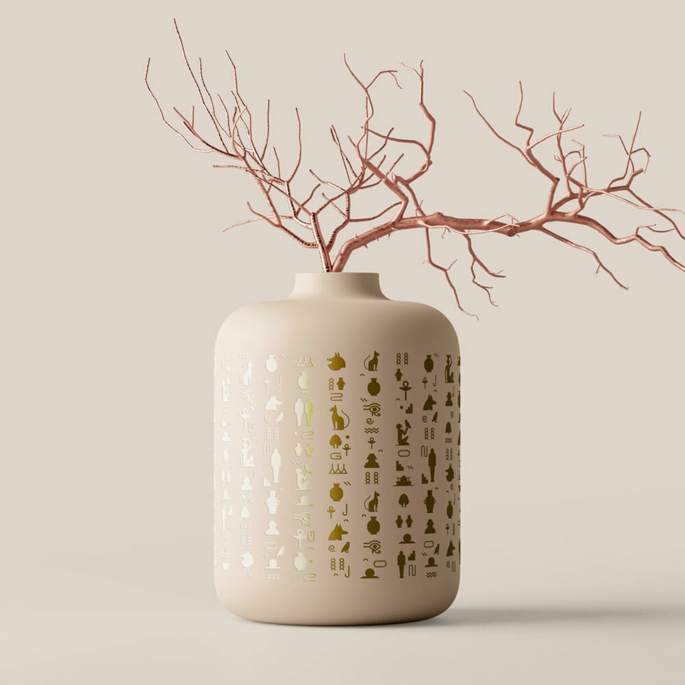 Free Vase Mockup PSD