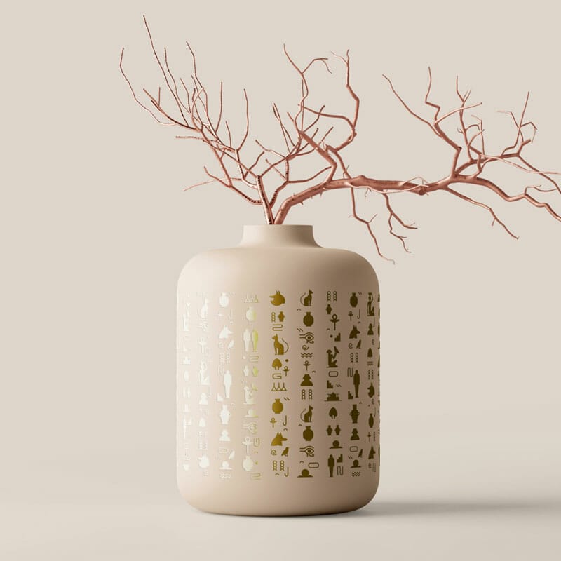 Free Vase Mockup PSD