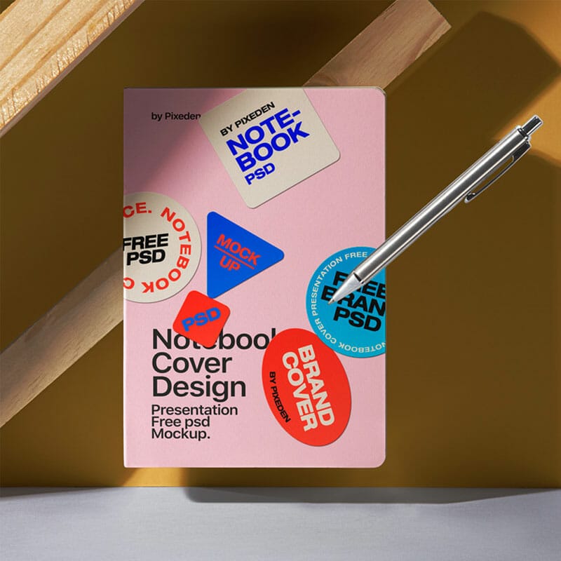 Free Cover Notebook PSD Mockup Presentation