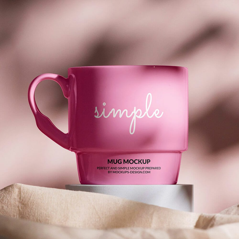 Free Mug Mockup With Shadows On The Background PSD