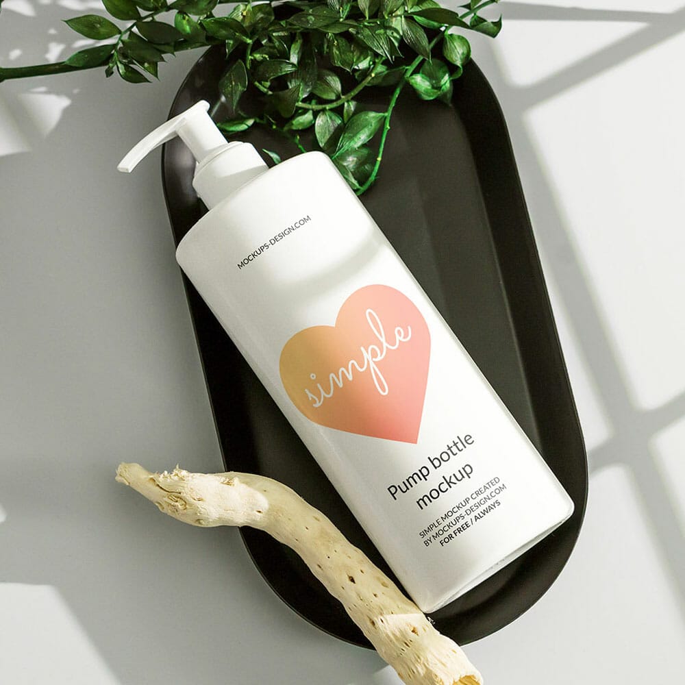 Free White Pump Bottle On Tray Mockup PSD