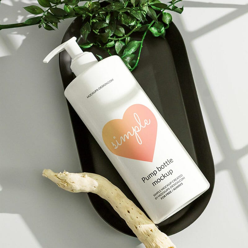 Free White Pump Bottle On Tray Mockup PSD