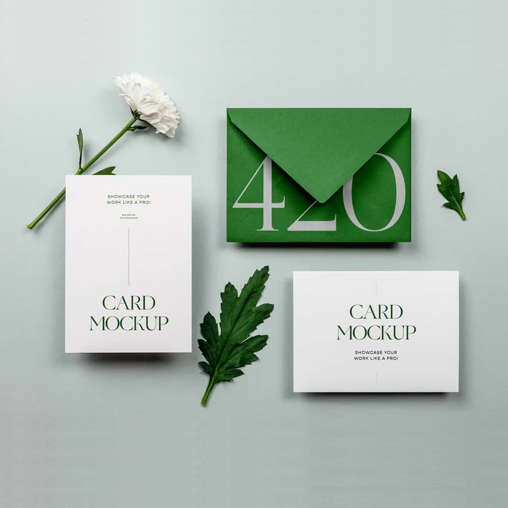 Free Mini Stationery Set Mockup PSD